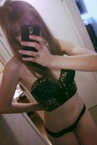 Escorts Becky Goldmine (22 age, Toronto)